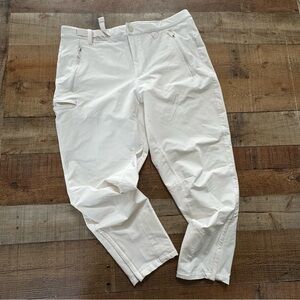 the North Face FlashDry-XD Womens Trouser Pants UPF40+  Size 16 WHITE